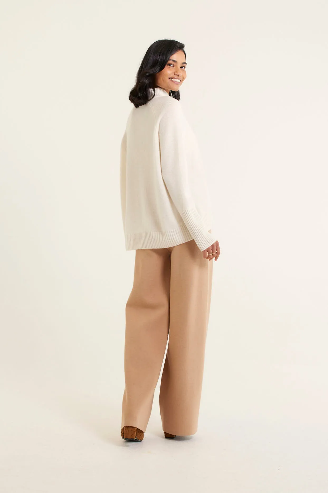 Fifi Cashmere Polo Sweater In Cloud Dancer