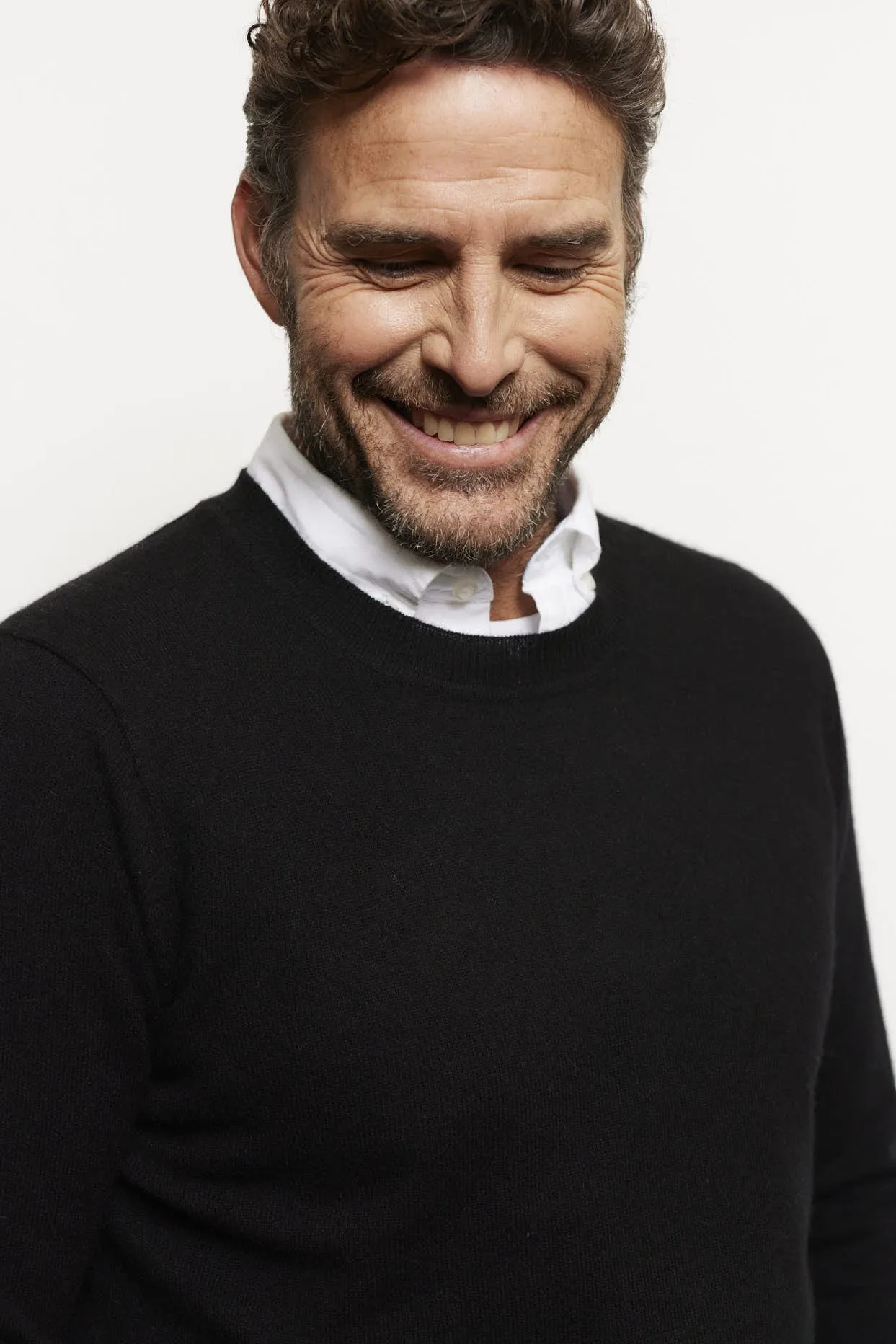 Jules Cashmere Sweater in Black