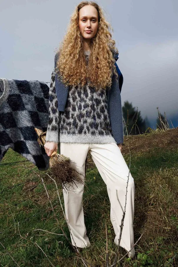 Leopard Print Brown Sweater – Crew Neck, Drop Shoulder, Fuzzy Texture, Relaxed Fit Knit